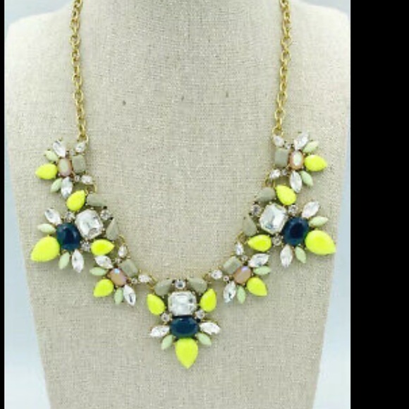 J Crew Necklace - Picture 2 of 4